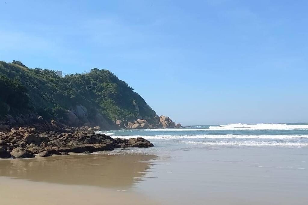 Apto Praia Do Tombo Guaruja Luaran gambar