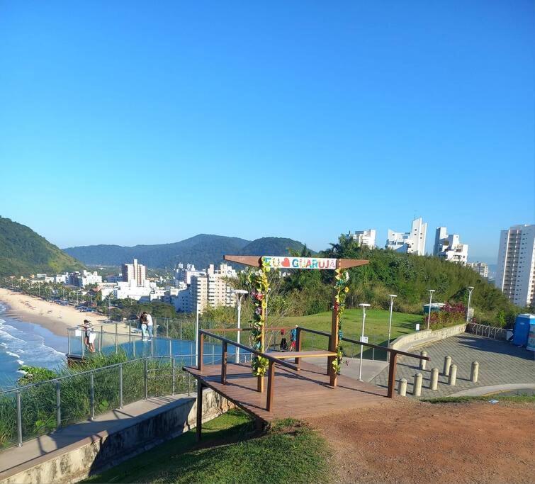 Apto Praia Do Tombo Guaruja Luaran gambar
